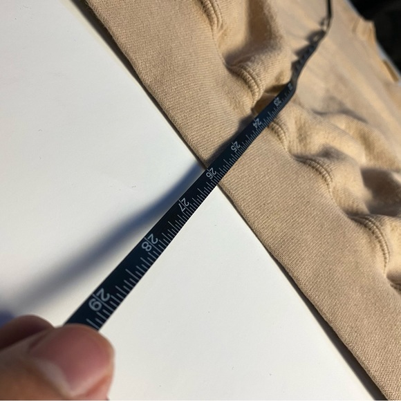 Vintage Cropped Beige Crewneck Sweater Tan - Picture 5 of 6